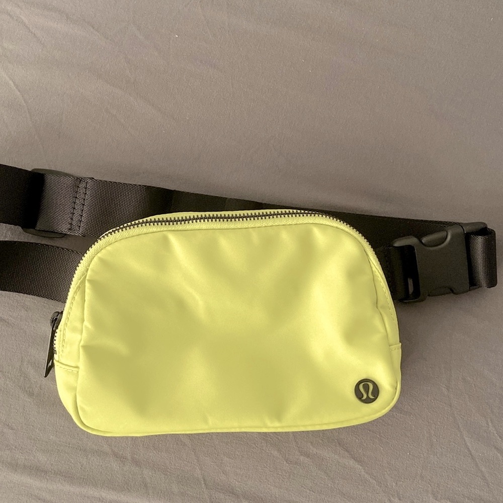 OG Lululemon Everyday Belt Bag Original Buckle EBB crossbody fanny waist pack